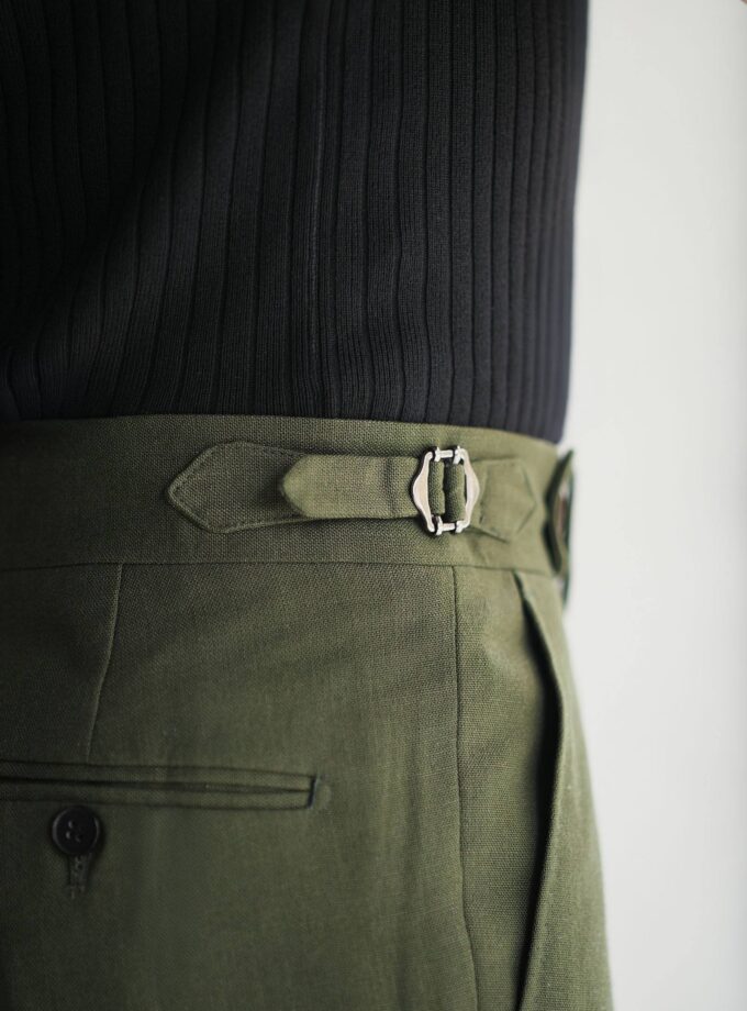 LINEN CLASSIC PLEATED