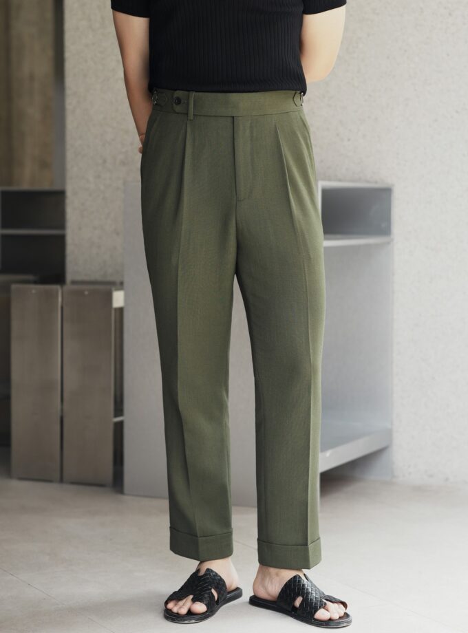 LINEN CLASSIC PLEATED