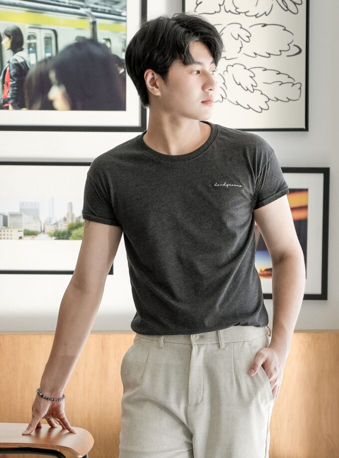 MUSCLE-FIT SIGNATURE